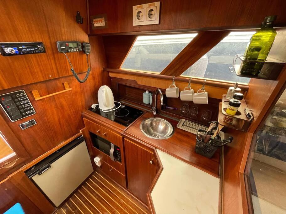 Barco Acogedor - Cosy Boat - Barcelona Exterior foto